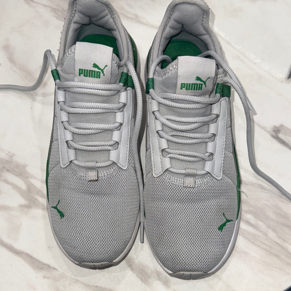 Boys size 5.5c Puma Gray and Green Athletic Shoes